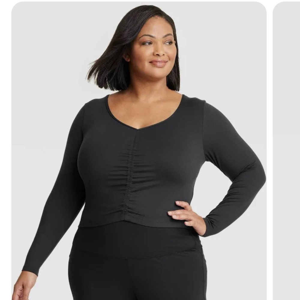 All In Motion Ruched Long Sleeve Athletic Top Cropped Size XL Black V-Neck